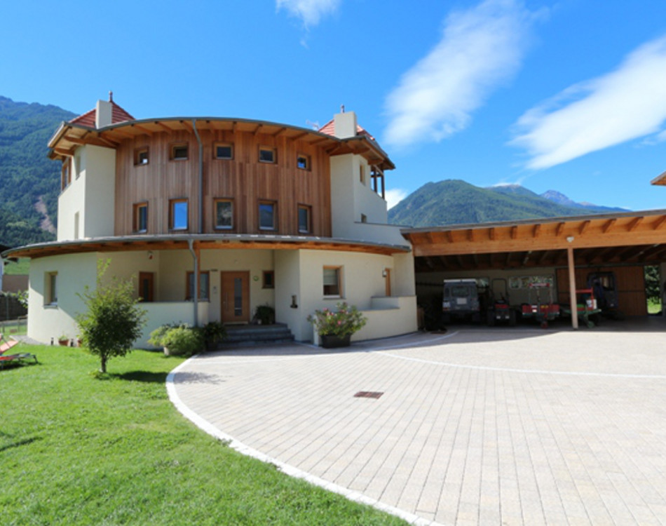 Il nostro cortile interno con giardino