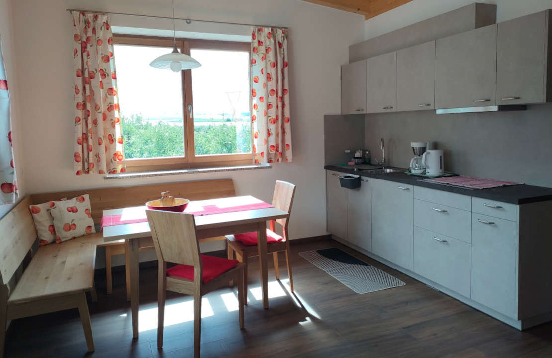 Gemütlicher Wohnbereich der Ferienwohnung Vinschgau